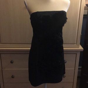 Black rosette side zipper tube dress or tunic